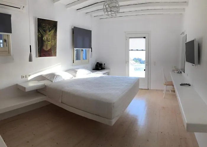 Empress Villa Platis Gialos